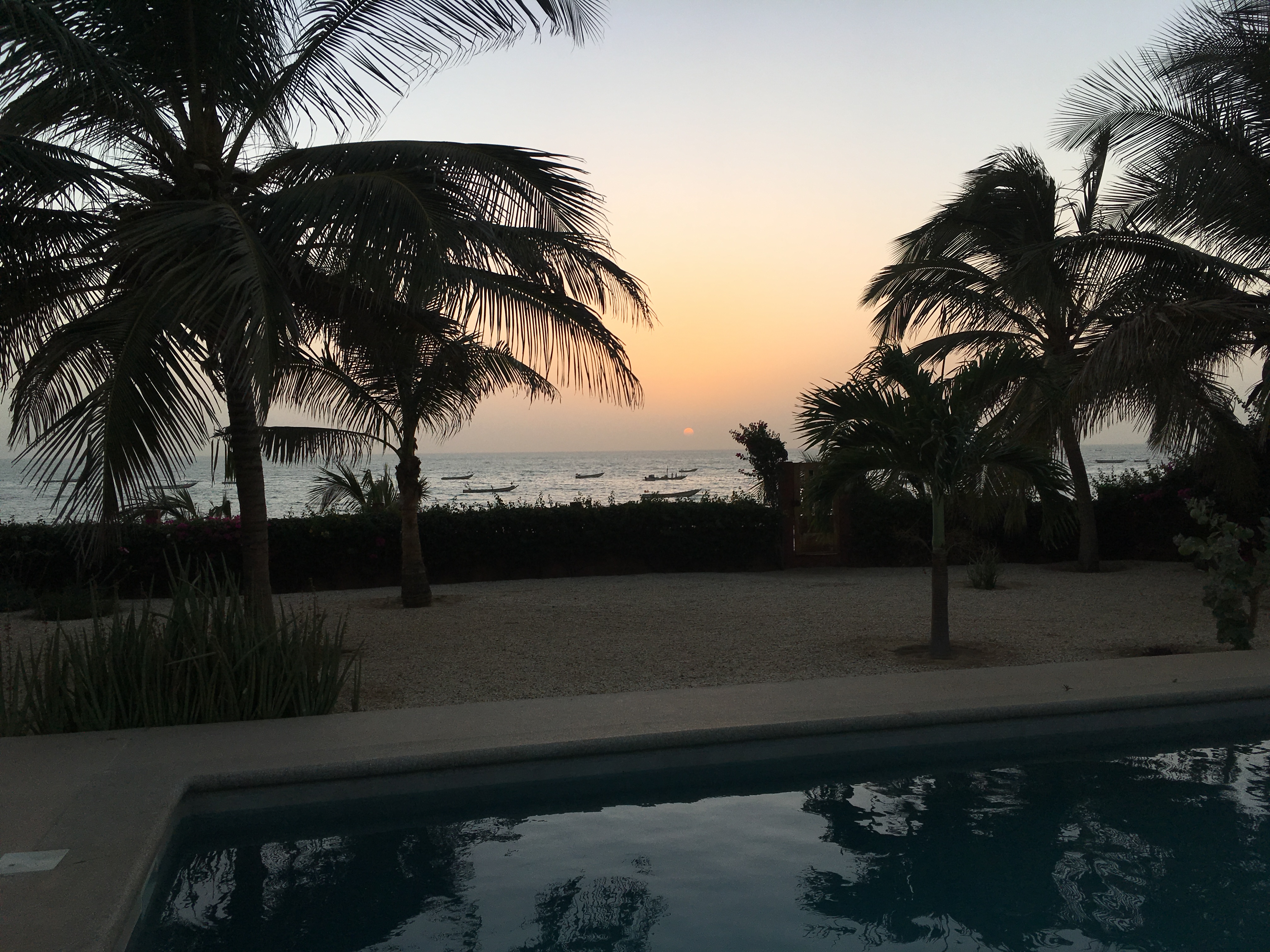 Brief, but wonderful atmosphere at our spring break AirBnb in Saly.